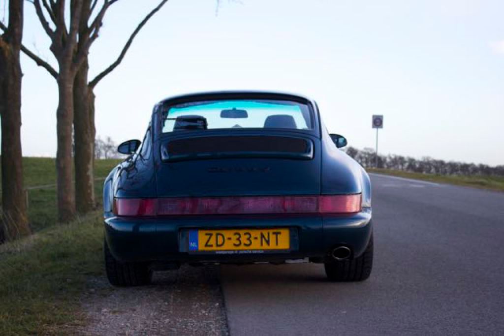 Porsche 964 Carrera 4