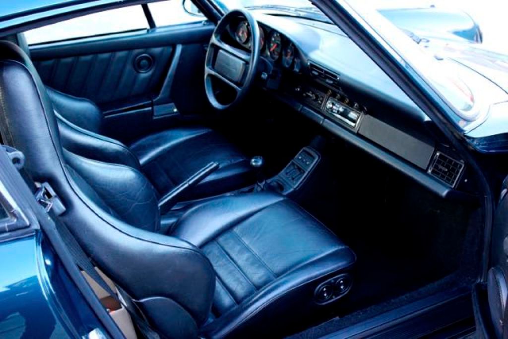 Porsche 964 Carrera 4
