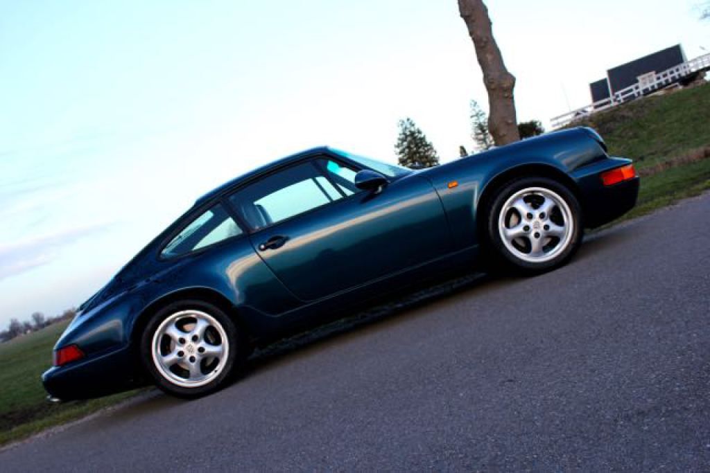 Porsche 964 Carrera 4