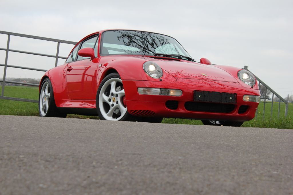 Porsche 911 Carrera 4S