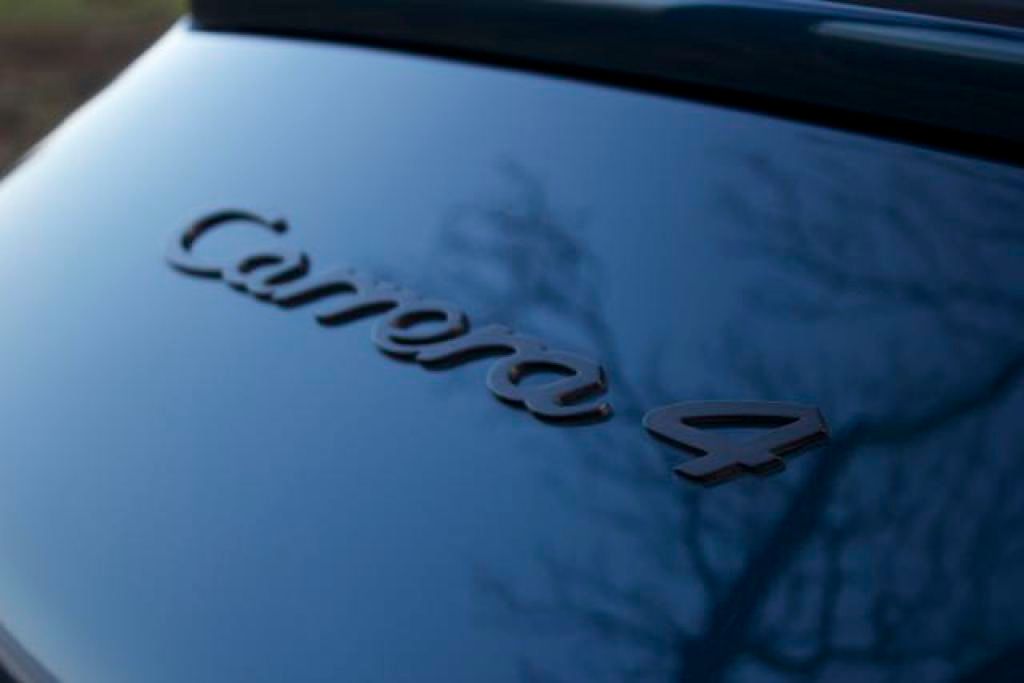 Porsche 964 Carrera 4
