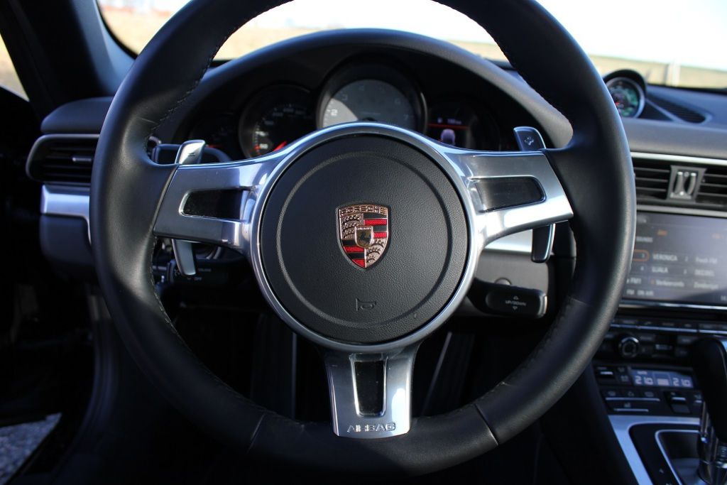 Porsche 911 Carrera S 
