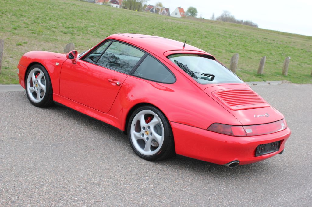 Porsche 911 Carrera 4S