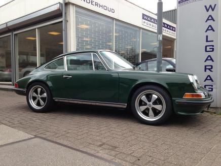 Porsche 911 Carrera 2